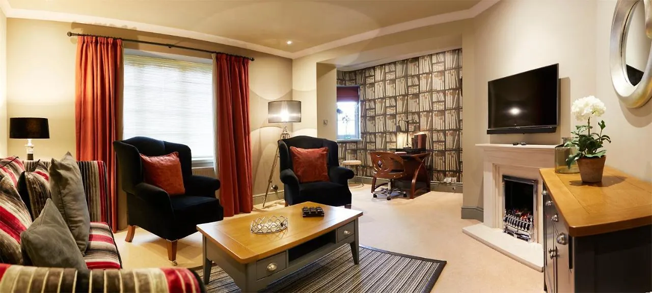 The Plough Inn & Cottages سكرابورو