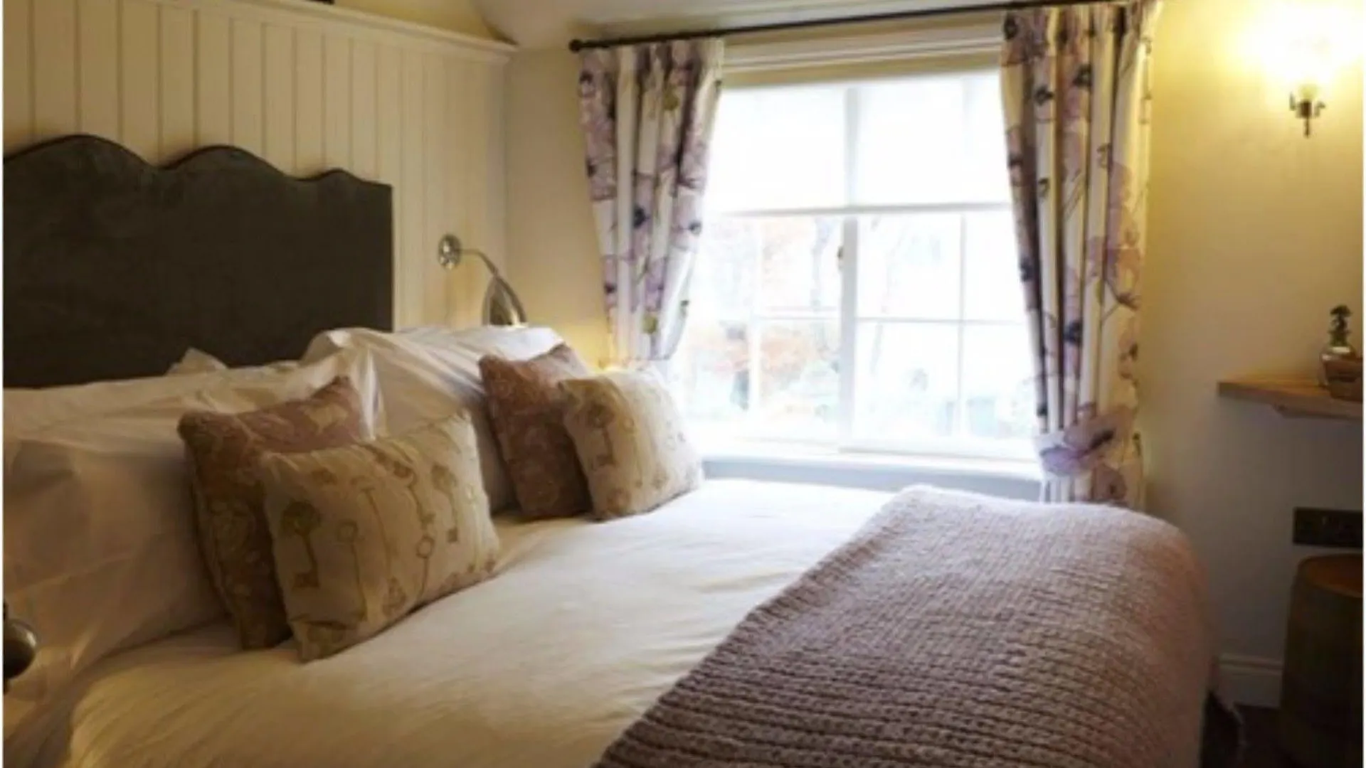 The Plough Inn & Cottages Scarborough