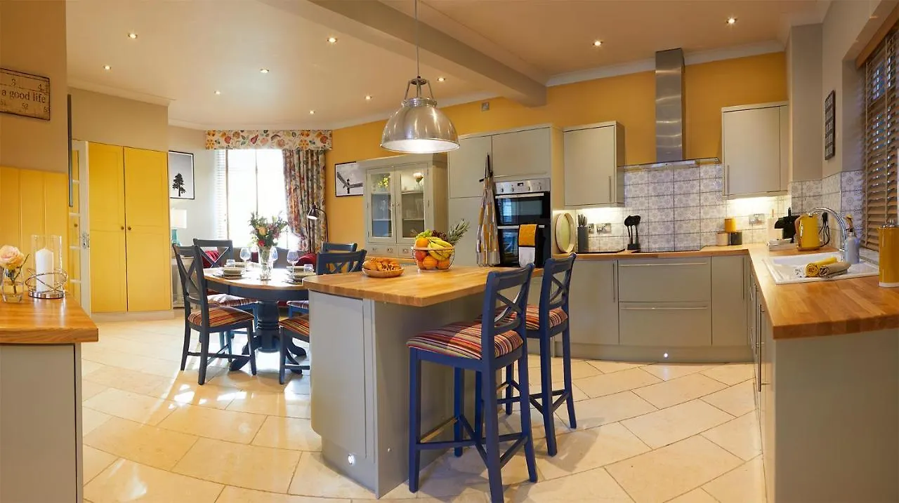 The Plough Inn & Cottages Σκάρμπορο 5*,  Ηνωμένο Βασίλειο